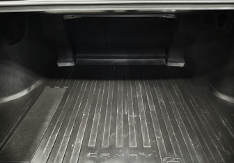 Подержанный автомобиль Toyota Camry Sedan 2024 года (15 фото)