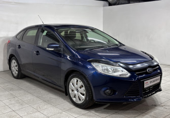 Подержанный автомобиль Ford Focus Sedan 2011 года (3 фото)