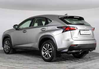 Подержанный автомобиль Lexus NX 2016 года (7 фото)