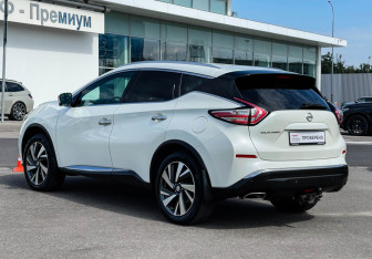 Подержанный автомобиль Nissan Murano Suv 2019 года (7 фото)