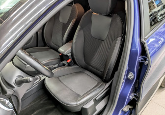 Подержанный автомобиль Renault Kaptur 2022 года (21 фото)