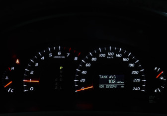 Подержанный автомобиль Toyota Camry Sedan 2008 года (11 фото)