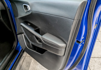 Подержанный автомобиль Kia Soul 2022 года (20 фото)