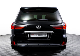 Подержанный автомобиль Lexus LX 2020 года (6 фото)