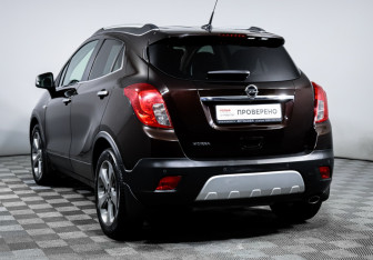 Подержанный автомобиль Opel Mokka 2012 года (7 фото)