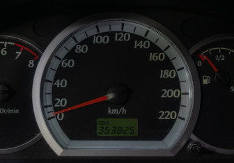 Подержанный автомобиль Chevrolet Lacetti Wagon 2011 года (12 фото)