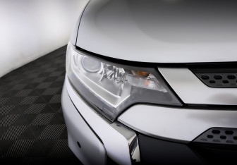 Подержанный автомобиль Mitsubishi Outlander 2019 года (17 фото)