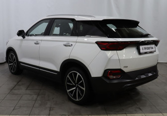 Подержанный автомобиль FAW Bestune T77 2022 года (6 фото)