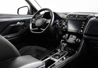 Подержанный автомобиль Hyundai Creta 2021 года (11 фото)