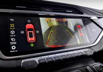 Подержанный автомобиль Geely Atlas Pro 2024 года (28 фото)