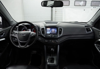 Подержанный автомобиль Chery Tiggo 5 2015 года (12 фото)