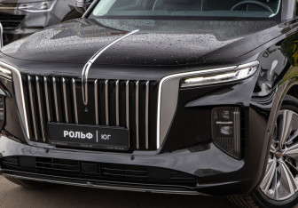 Подержанный автомобиль Hongqi E-HS9 2021 года (25 фото)