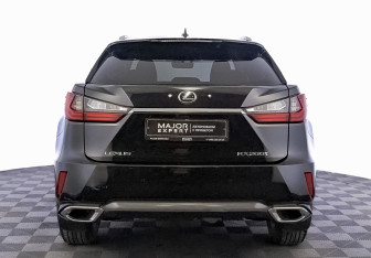Подержанный автомобиль Lexus RX 2017 года (6 фото)