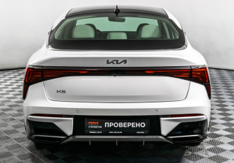 Новый Kia K5 2023 (6 фото)
