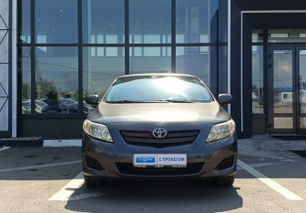 Подержанный автомобиль Toyota Corolla Sedan 2008 года (2 фото)