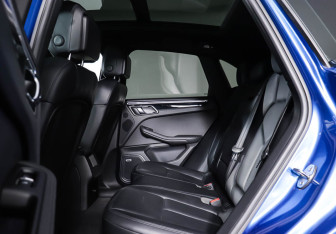 Подержанный автомобиль Porsche Macan 2014 года (31 фото)