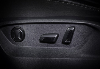 Подержанный автомобиль Volkswagen Teramont 2018 года (18 фото)