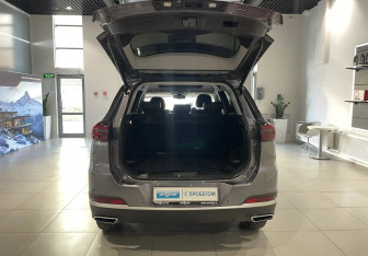Подержанный автомобиль Chery Tiggo 7 Pro 2022 года (7 фото)