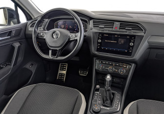 Подержанный автомобиль Volkswagen Tiguan 2019 года (30 фото)