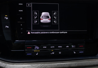 Подержанный автомобиль Volkswagen Touareg 2019 года (19 фото)