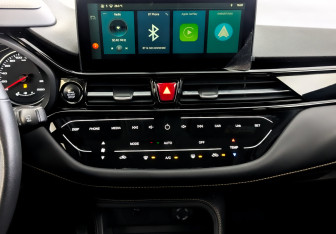 Подержанный автомобиль Москвич 3 2024 года (15 фото)