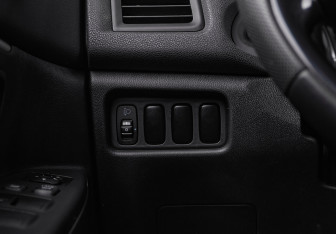 Подержанный автомобиль Citroen C4 Aircross 2012 года (9 фото)