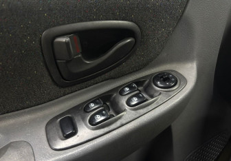 Подержанный автомобиль Hyundai Accent Sedan 2008 года (19 фото)