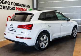 Подержанный автомобиль Audi Q5 2017 года (4 фото)
