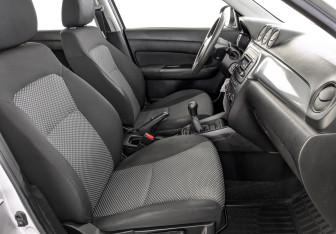 Подержанный автомобиль Suzuki Vitara 2016 года (24 фото)