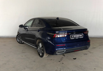 Подержанный автомобиль Omoda S5 2023 года (4 фото)