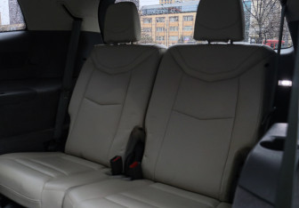 Подержанный автомобиль Cadillac XT6 2021 года (10 фото)