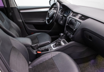 Подержанный автомобиль Skoda Octavia Liftback 2013 года (9 фото)