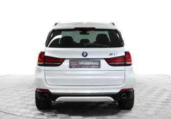 Подержанный автомобиль BMW X5 2014 года (6 фото)