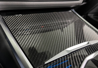 Подержанный автомобиль BMW M4 Convertible 2024 года (28 фото)