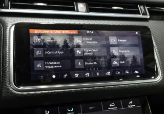 Подержанный автомобиль Land Rover Range Rover Velar 2019 года (18 фото)