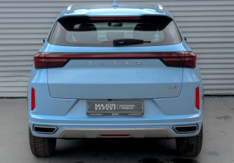 Подержанный автомобиль Exeed LX 2024 года (6 фото)