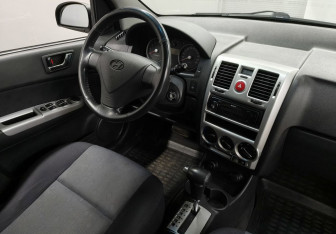 Подержанный автомобиль Hyundai Getz 2008 года (10 фото)