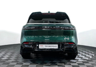 Подержанный автомобиль Voyah Free 2023 года (6 фото)