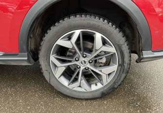 Подержанный автомобиль Haval F7 2024 года (12 фото)