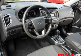 Подержанный автомобиль Hyundai Creta 2021 года (14 фото)