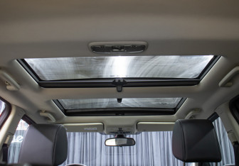 Подержанный автомобиль Land Rover Freelander 2013 года (16 фото)