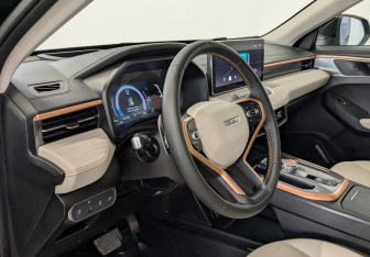 Подержанный автомобиль Haval Jolion 2022 года (16 фото)