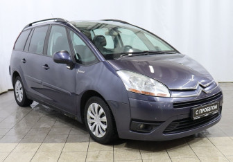 Подержанный автомобиль Citroen C4 Picasso 2010 года (3 фото)