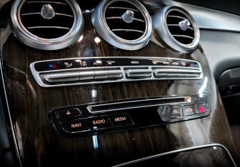 Подержанный автомобиль Mercedes-Benz GLC Coupe 2016 года (25 фото)