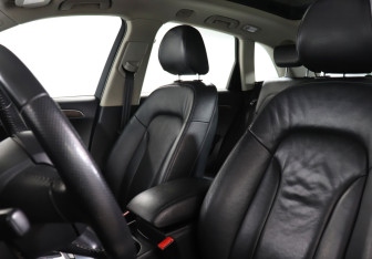 Подержанный автомобиль Audi Q5 2011 года (17 фото)