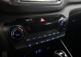 Подержанный автомобиль Hyundai Tucson 2018 года (17 фото)
