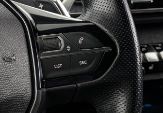 Подержанный автомобиль Peugeot 3008 2018 года (28 фото)