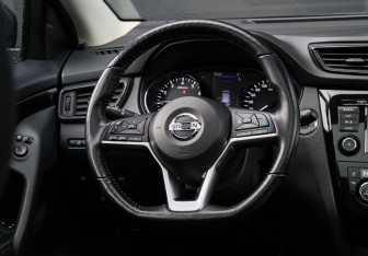 Подержанный автомобиль Nissan Qashqai 2021 года (12 фото)