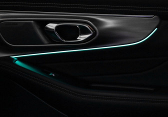 Подержанный автомобиль GAC GS8 2023 года (24 фото)