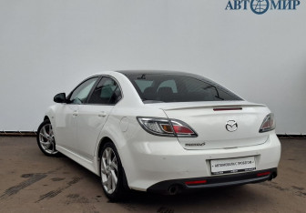 Подержанный автомобиль Mazda 6 Sedan 2011 года (7 фото)